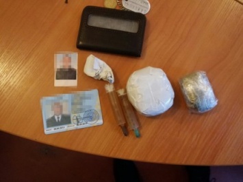 Руководитель исправительной колонии в Сумской области поставлял осужденным наркотики