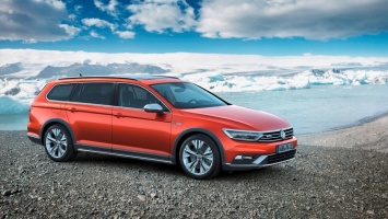 Volkswagen рассказал о российских ценах на Passat-универсал