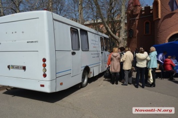 «Не болейте!»: в Николаеве организовали мобильный медицинский городок