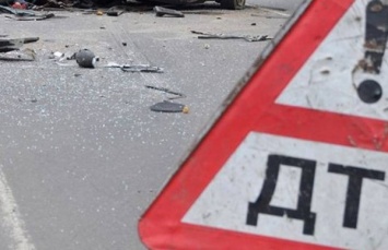На Ставрополье водитель легковушки врезался в «скорую» и погиб