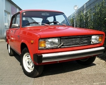 ВАЗ-2105 без пробега: в Германии нашли новое авто 1992 года выпуска (ФОТО)
