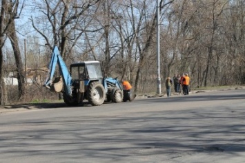 В Славянске продолжается массовая уборка