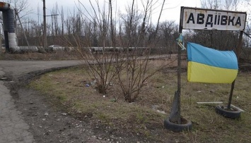 Штаб АТО: Боевики палят по Авдеевке зажигательными минами