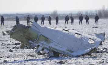 Расследование крушения самолета Flydubai: Возможна ошибка пилота