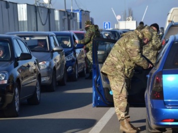 Через линю разграничения уменьшился поток транспорта