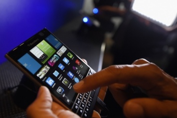 BlackBerry выпустит два новых Android-смартфона в 2016 году