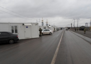 В Донецкой обл. мужчина пытался незаконно вывезти из оккупированной территории 300 тыс. грн