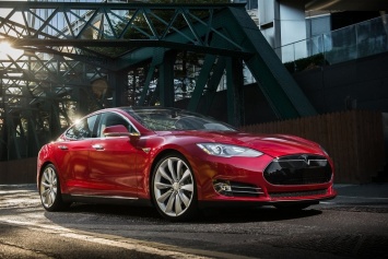 Tesla обновит седан Model S