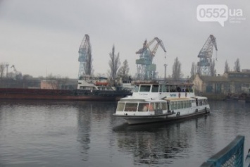 В Херсоне установлена стоимость одной поездки на теплоходе