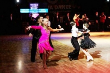 Дуэты херсонских танцевальных школ заняли первые места в конкурсе Tavria Dance Festival