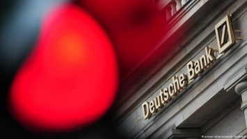 СМИ: Deutsche Bank разорвал отношения с "дочкой" ВТБ на Кипре