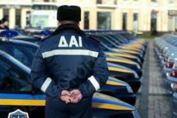 Экс-сотрудники ГАИ до сих пор "дежурят" на дорогах Харьковской области