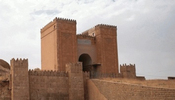 ИГИЛ разрушило "Ворота Бога", которым было 2 тысячи лет