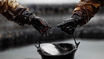 Саудовская Аравия исключает заморозку нефтедобычи