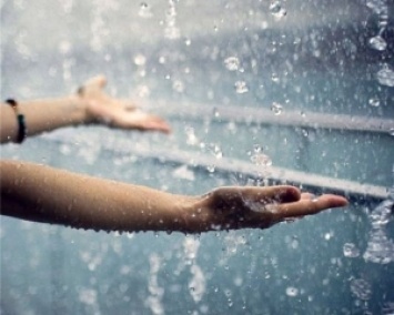 Погода в Украине: синоптики сказали, когда закончатся назойливые дожди (КАРТА)