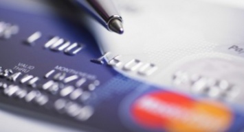 В НБУ констатировали рост числа мошеннических операций с платежными картами в Интернете