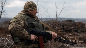 Украинская армия создала предпосылки для взятия Донецка в полукольцо - эксперт