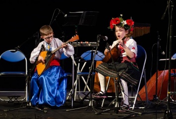 В Николаеве стартовал фестиваль исполнителей на народных инструментах «Золотая струна - 2016»