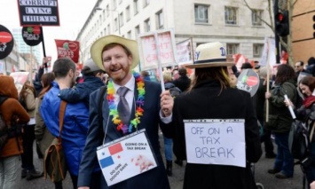 Несколько тысяч британцев вышли на митинг против сокращения социальных расходов