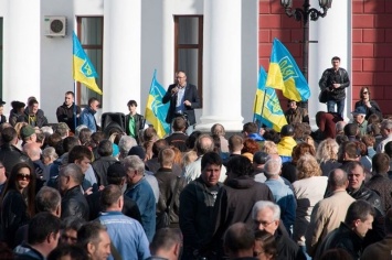 Одесситы провели митинг с требованием отставки Труханова