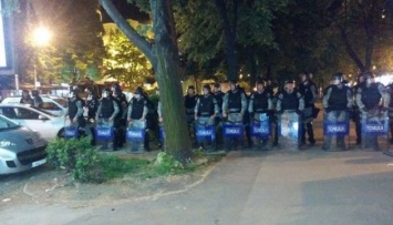 Протесты в Македонии продолжаются пятый день