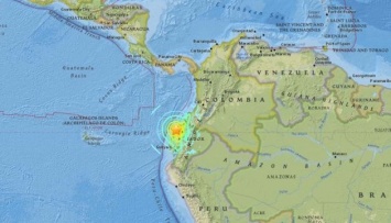 Землетрясение магнитудой 7,8 произошло у берегов Эквадора
