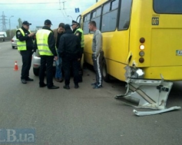 Пьяные полицейские устроили ДТП в Киеве
