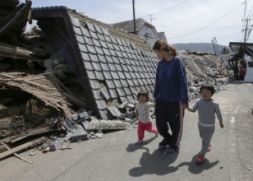 За три дня в Японии зафиксировано почти 400 землетрясений
