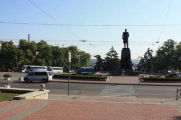 Союз предпринимателей Севастополя митинговал против новой схемы размещения нестационарных торговых объектов