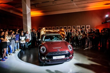 Интерактивная инсталляция в МАММ в честь нового MINI Clubman