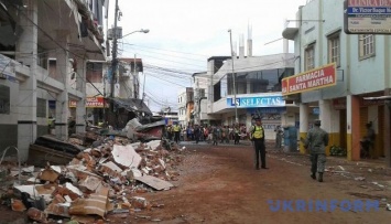 Землетрясение в Эквадоре уже убило более 350 человек