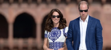Кейт Миддлтон и принц Уильям почтили память принцессы Дианы в Тадж-Махале