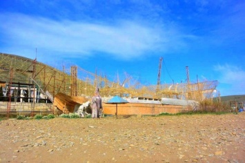 Житель Крыма в одиночку строит корабль по проекту XVII века