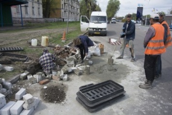 В Днепродзержинске начали ремонт ливневой канализации