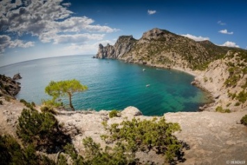 В Крыму с начала 2016 года отдохнуло почти 335 тысяч туристов, - министр курортов и туризма РК