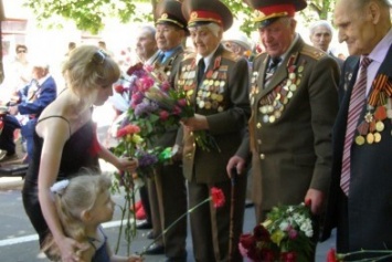 В Красноармейске (Покровске) с Днем Победы ветеранов поздравят депутаты городского совета и участники АТО