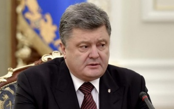 Порошенко подписал закон о запрете трансляции российских фильмов