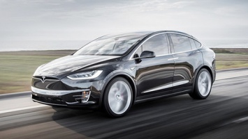 Ford купил Tesla Model X за 200 тысяч долларов