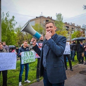 "Запорожсталевец" выдавал себя на митинге против прокурора за пострадавшего бизнесмена