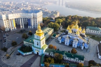 В Киеве предлагают запретить строительство паркинга под Михайловской