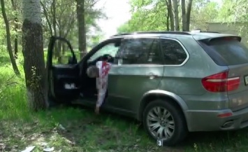 В Запорожье взорвали гранатой авто с бизнесменом (Фото)