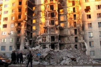 В Лисичанске жители разрушенной многоэтажки никак не могут получить компенсации