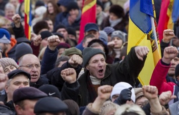 В Кишиневе проходят митинги с требованиями отставки правительства