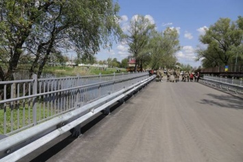 На Луганщине открыли отремонтированный за миллион гривен мост