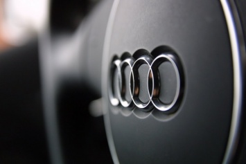 Названа дата выхода купеобразного кроссовера Audi Q8