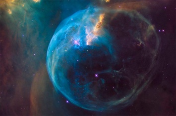 Орбитальный телескоп сделал снимки гигантской туманности