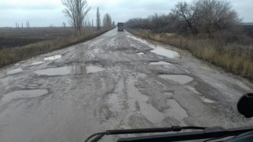 Критическое состояние трассы Н-11 подрывает экономический потенциал Украины - депутат Вадатурский