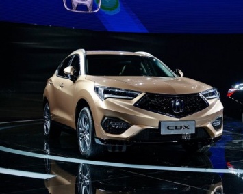 В Китае показали компактный кроссовер Acura CDX