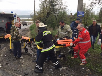 На запорожской трассе в ДТП пострадали 5 человек (Фото)