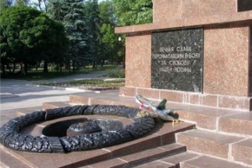 "Обелиски Победы": в Макеевке привели в порядок 51 памятник и 17 братских могил